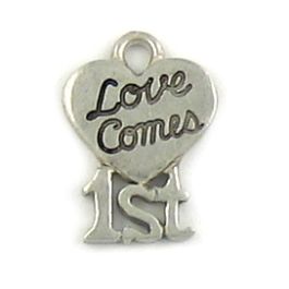 Love Comes 1St (±12x17x1.5mm; - 1D)