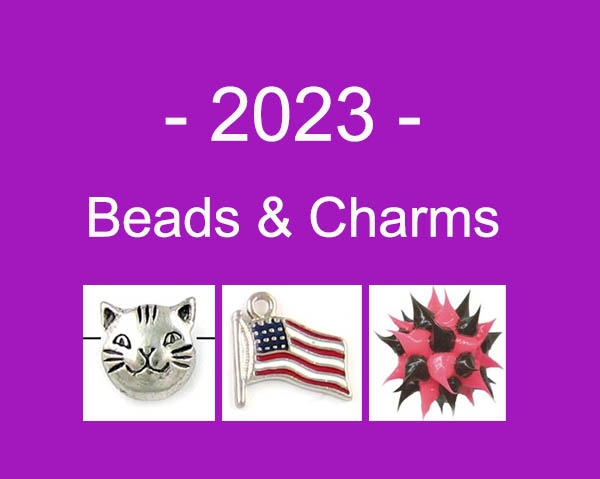 christams banner, beads and charms
