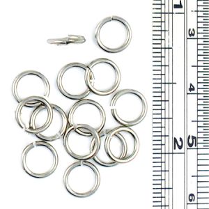 JUMP6AP - Jumpring in antique pewter finish. 4.8mm Inner and 6.8mm outer diameter. 18 Guage. 200 Pieces / bag